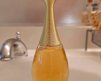 DIOR J'ADORE EAU DE PARFUM