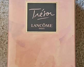 LANCOME TRESOR EAU DE PARFUM (UNOPENED)