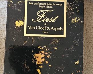 VAN CLEEF & ARPLES FIRST BODY LOTION