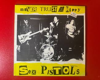 Sex Pistols – Never Trust A Hippy / HIPPY-1