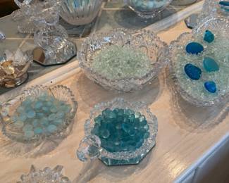 Lots of clear, white & blue beads/seaglass/pebbles