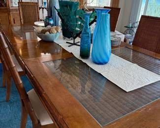 Dining Table with 2 Leaves