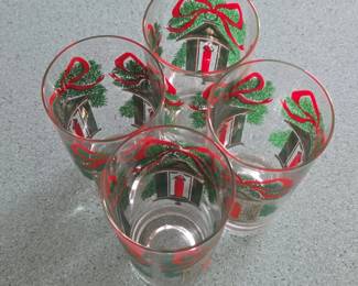 Vintage Christmas Tumbler Glasses second image