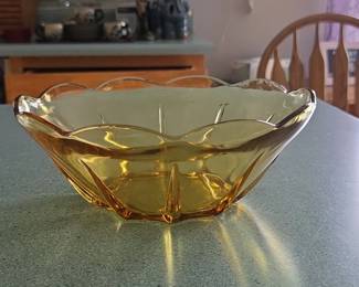 Anchor Hocking Amber Glass Scalloped Bowl second image