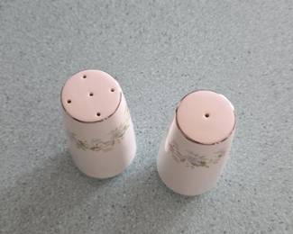 Johann Haviland Forever Spring Salt and Pepper Shakers second image