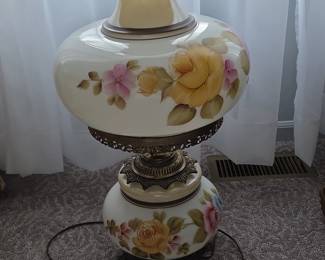 Gone With The Wind Floral Hurricane Lamp