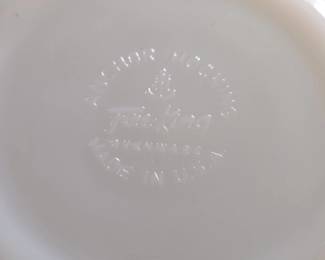 Anchor Hocking FireKing Swirl Baking Dish second image