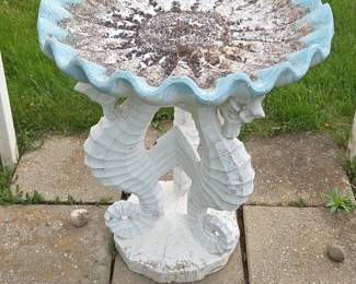 Triple Seahorse Cement Bird Bath