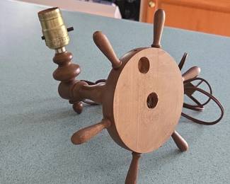 Wooden Nautical Ship Wheel Table Lamp third image