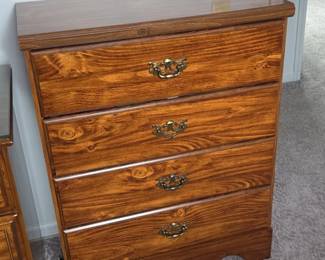 Pine Wood Chest of Drawers