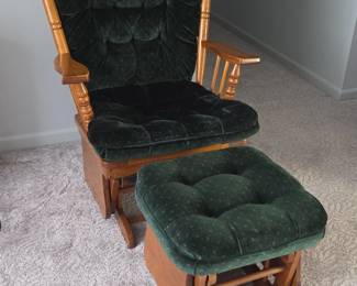 Dutchman Furniture Glider Rocker