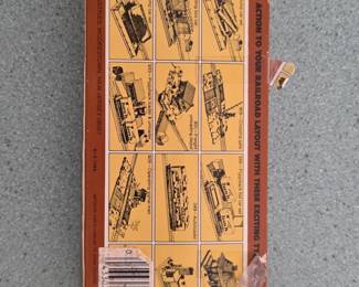 Tyco HO Scale Union Pacific E Covered Hopper Car second image