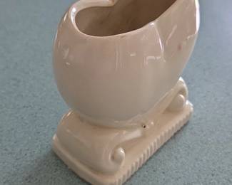 Morton Pottery Heart Planter third image
