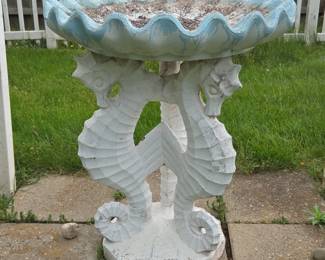 Triple Seahorse Cement Bird Bath second image