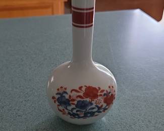 Mann Circa Vase