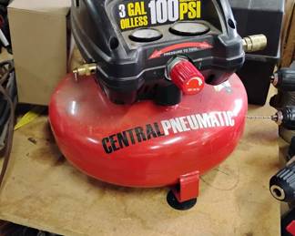 Air compressor