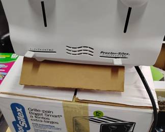 New 4 slice toaster