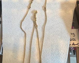 Vintage Avon Gold Tone Necklace with Heart Charms