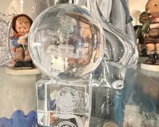 Washington D.C. Crystal Sphere with U.S. Seal Base