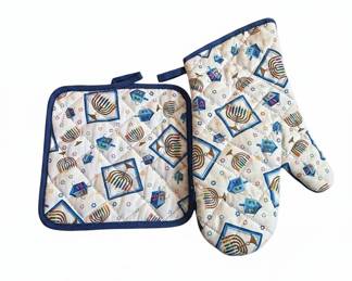 Hanukkah Potholder and Oven Mitt Set