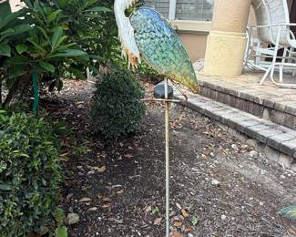 Metal Heron Garden Statue with Iridescent Blue/Green Finish