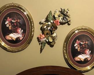 Oval GoldToned Picture Frames