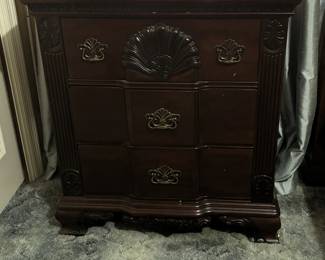 Vintage Kathy Ireland Home 3Drawer Mahogany Nightstand