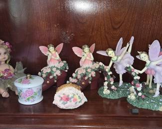 The Fairy Collection by DeZine Ltd. 'Lily Belle' Collectible Figurine