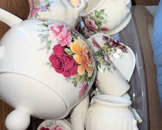Royal Albert "Old Country Roses" Teaware Set
