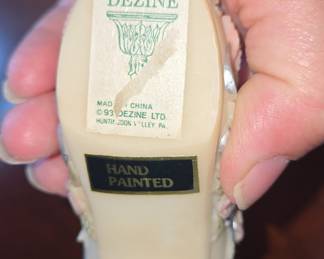 Dezine Ltd. Hand Painted Ceramic High Heel Shoe Figurine