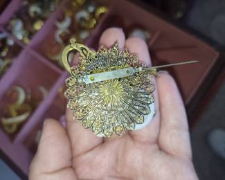 Victorian Teapot and Teacup Brooch with Working Watch