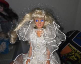 1989 Wedding Fantasy Barbie Doll