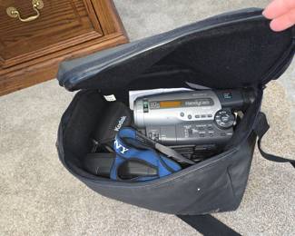Sony Handycam Video 8 Camcorder with Bag