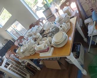 Pfaltzgraff Tea Rose 20th Anniversary Dinnerware Set