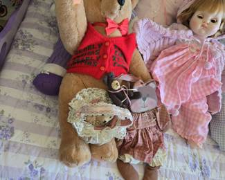 Collection of Vintage Stuffed Animals and Dolls, including 'Bearly Christmas' Teddy Bear