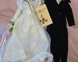 Victoria's Collectibles Porcelain Bride and Groom Dolls