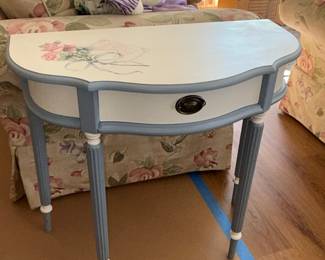 Demi-Lune Console Table with Floral Decal and Fluted Legs