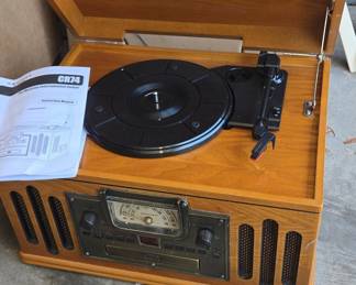 Crosley CR74 The Musician Entertainment Center