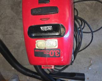 Shop-Vac 3.0 Peak HP Wet/Dry Vacuum
