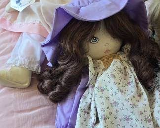 Dolls by Pauline - A Pauline Bjornness-Jacobsen Design - "Pretty in Pink"