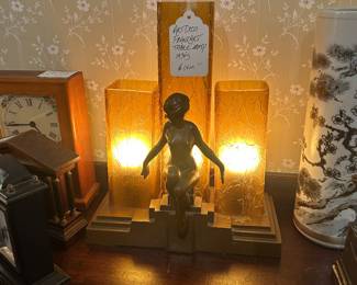 An original Frankart Art Deco Table Lamp, complete with 3 shades.