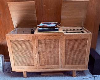 FraileyWoodworks bespoke record console 