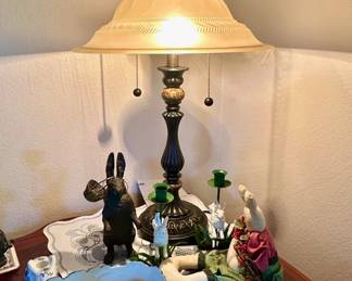 Vintage Frosted Glass Table Lamp with Ornate Base