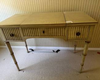 Henredon Vanity
