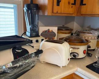 286 smallkitchenappliancelot