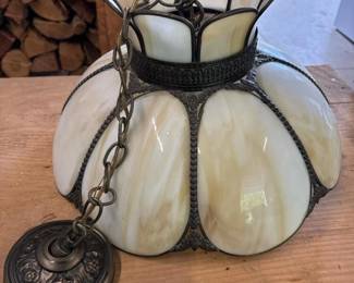 109 vintagehangingstainedglasspendantla