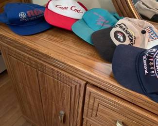 218 vintagesnapbacktruckerhats