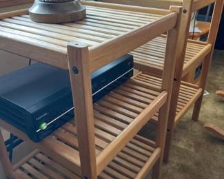 202 3tierslattedwoodshelfpair
