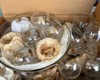 253 vintageglasspunchbowlsetwithgoldl