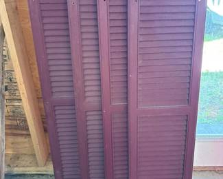 094 setof4burgundylouveredexteriorviny